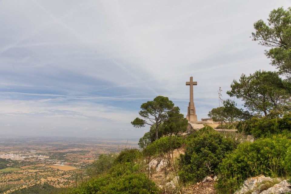 Blick über das Land am Creu de San Salvador, Mallorca