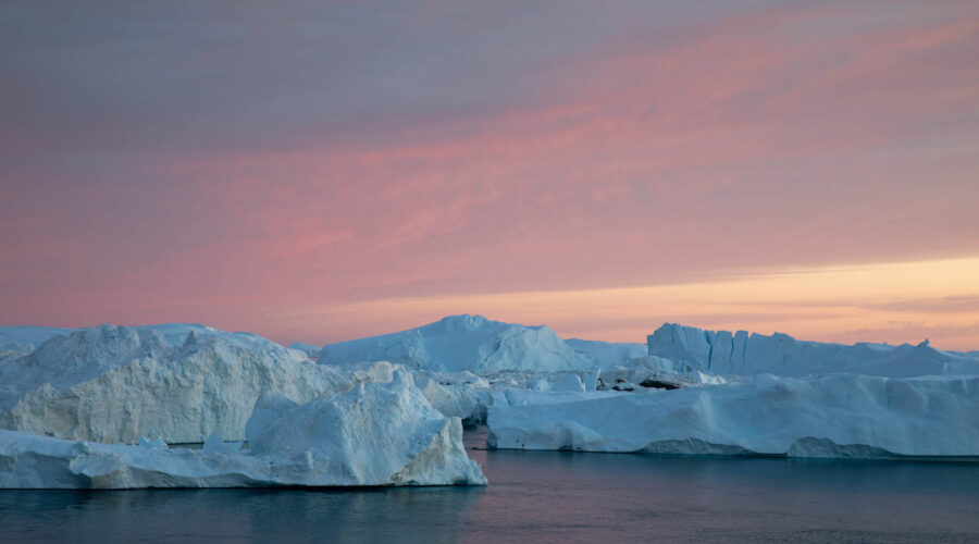 Abendlicht über den Eisbergen, Ilulissat, Grönland