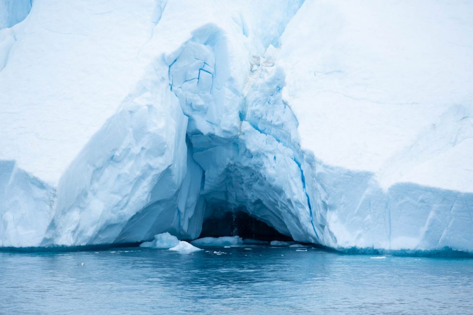 Photo: Ilulissat by night