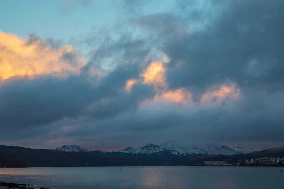 Winterstimmung am Gare Loch, Schottland, Schnee