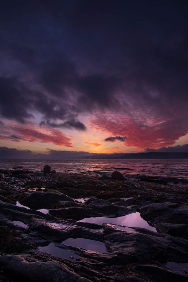 Vor dem Sonnenaufgang im Firth of Clyde, Schottland