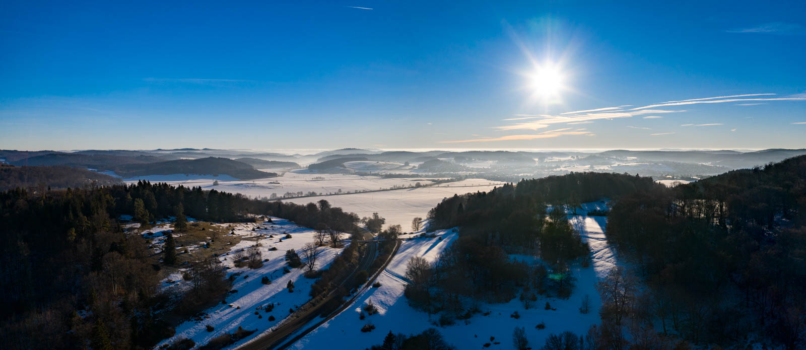 Bild: Auf der Albhochfläche liegt noch Schnee Photo: Auf der Albhochfläche liegt noch Schnee
