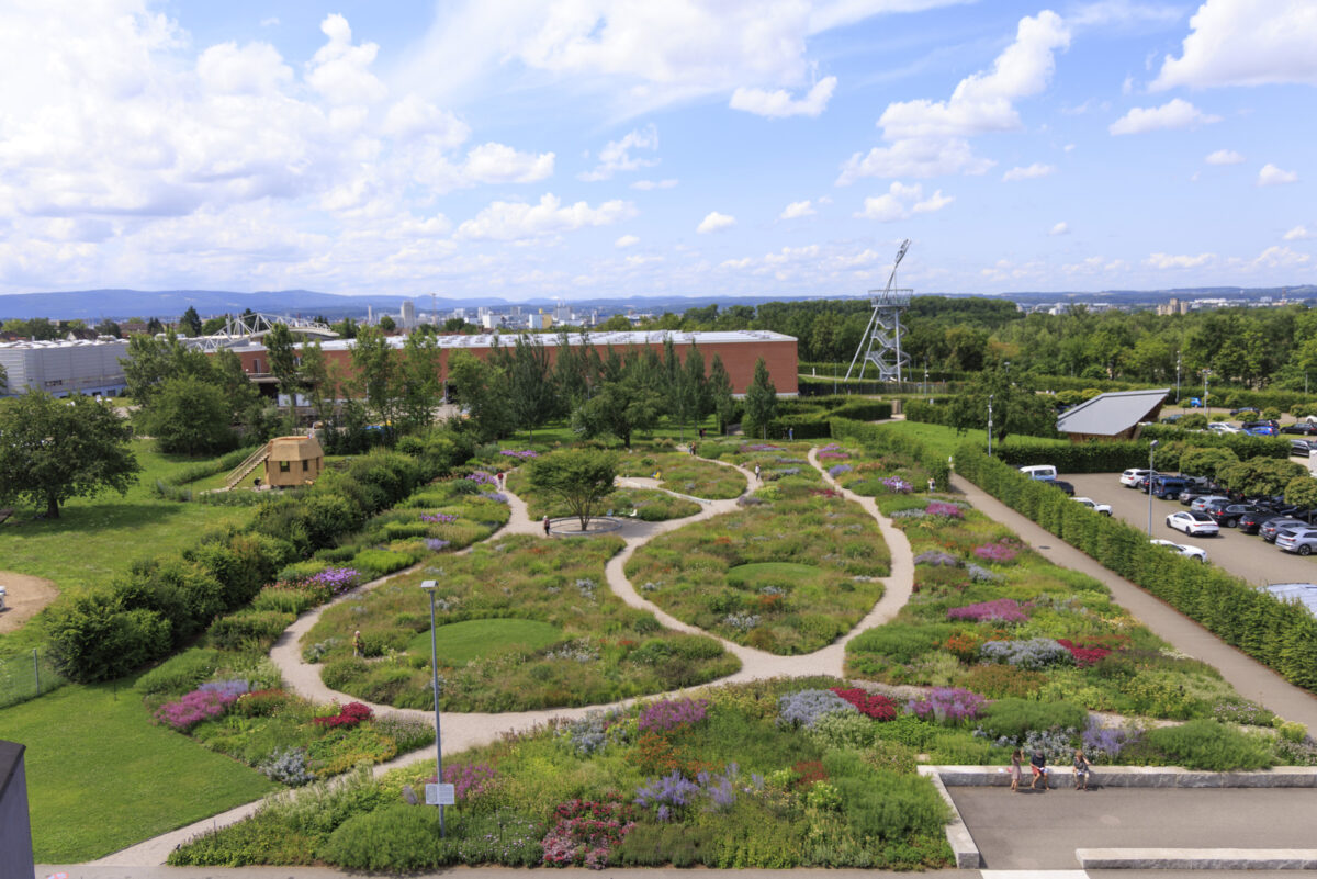 Photo: Vitra Campus und Piet Oudolfs Strukturen - Workshops mit Sylvia Knittel